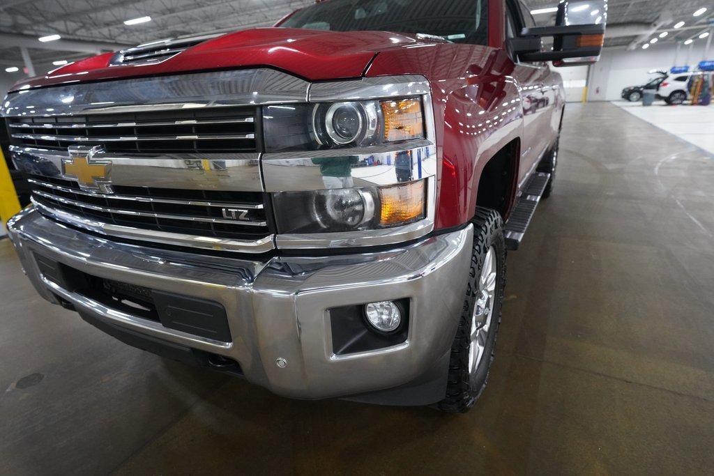 Used 2019 Chevrolet Silverado 2500 LTZ w/ Duramax Plus Package image 21