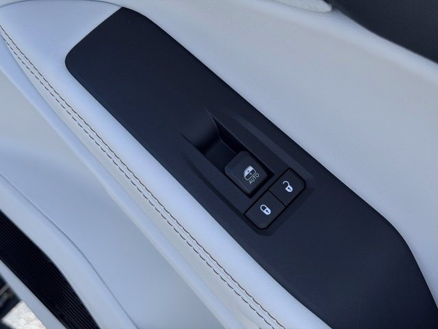 New 2026 Jeep Cherokee Limited AWD/4WD image 16