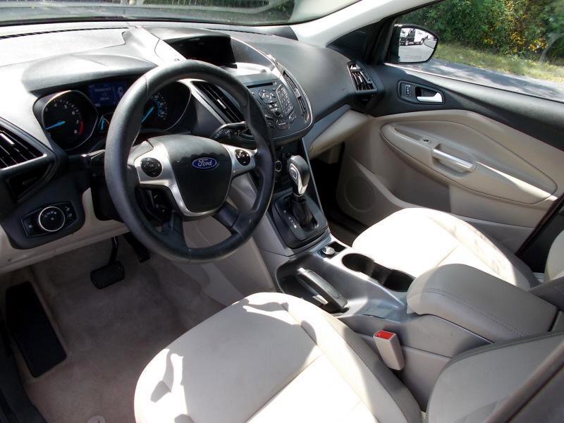 Used 2015 Ford Escape SE FWD image 26
