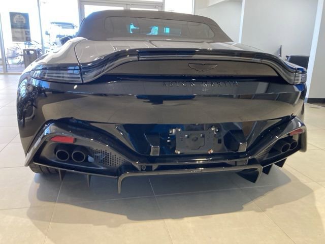 Used 2023 Aston Martin V8 Vantage Roadster image 5