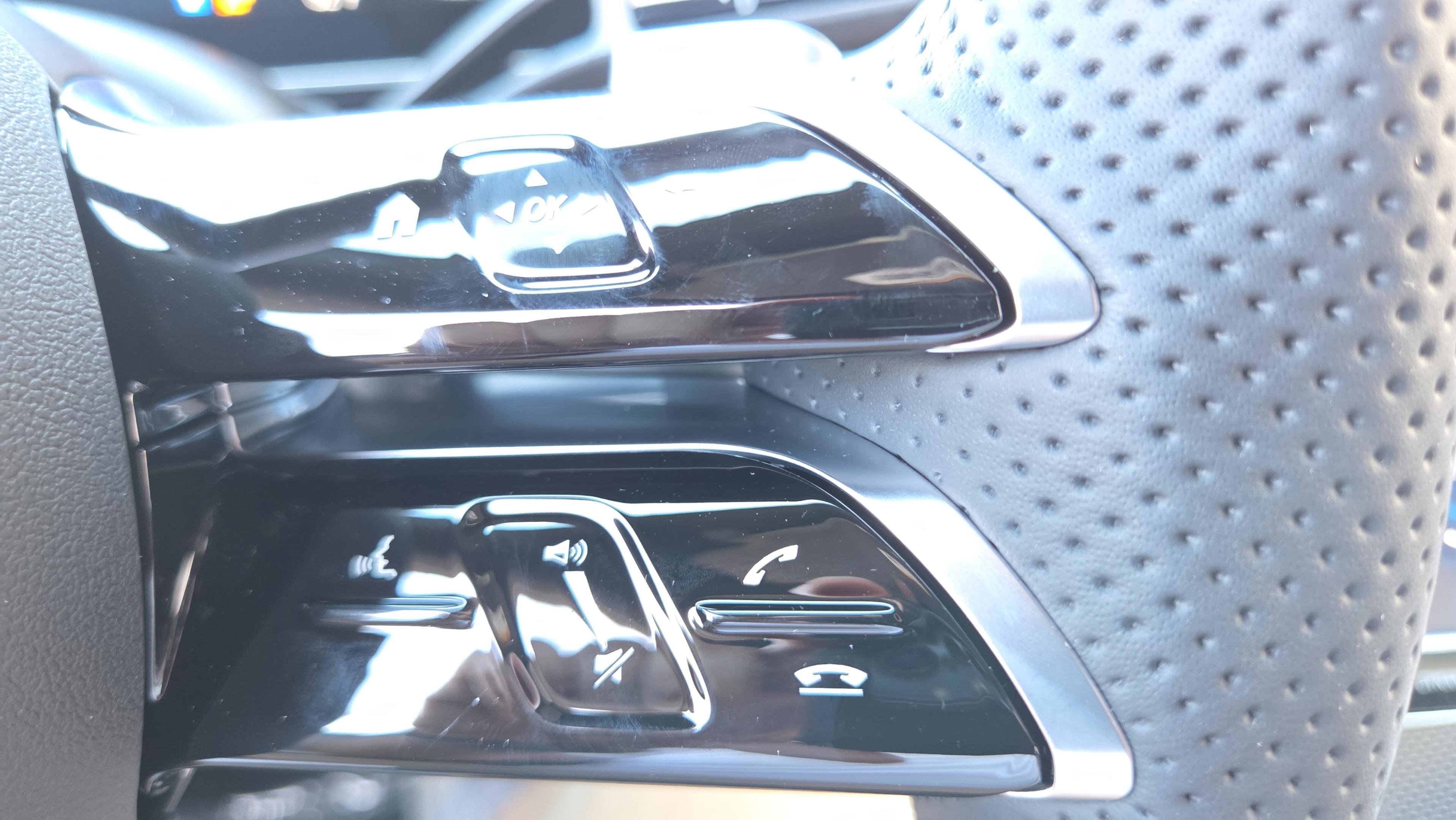 New 2026 Mercedes-Benz GLC 300 image 28