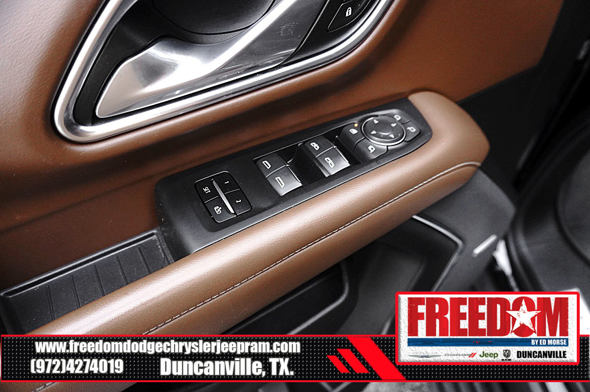 Used 2023 Chevrolet Suburban High Country AWD/4WD image 44