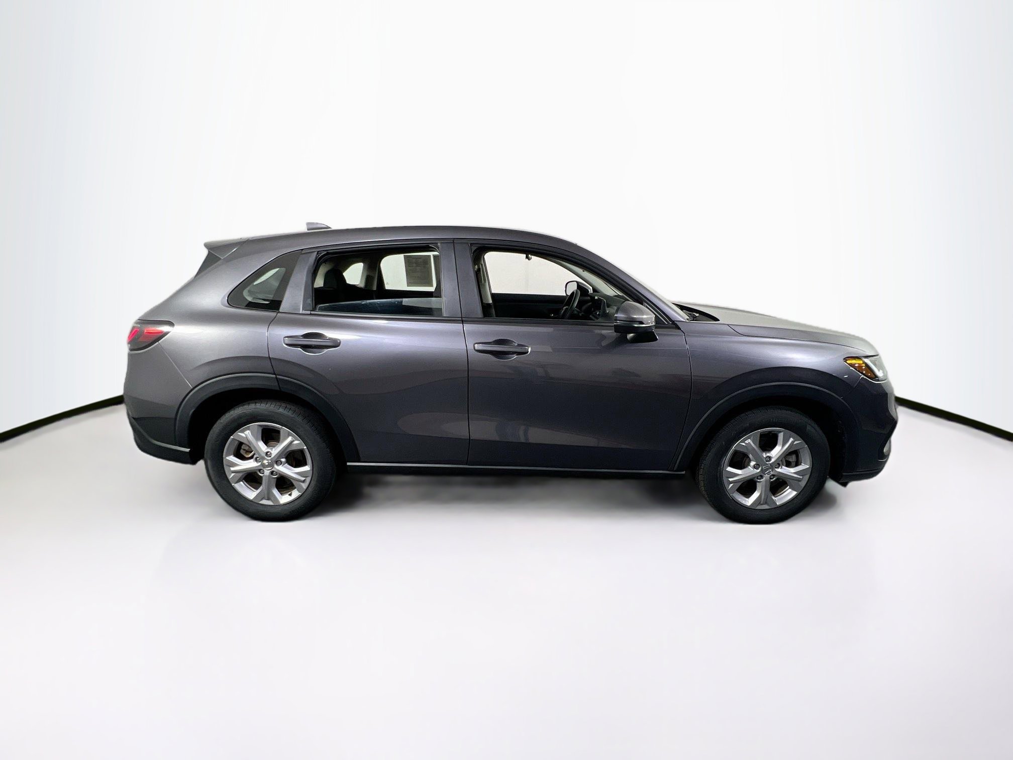 Used 2023 Honda HR-V LX image 4