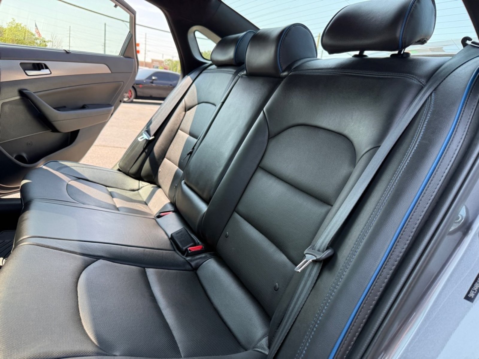 Used 2018 Hyundai Sonata Limited FWD image 31
