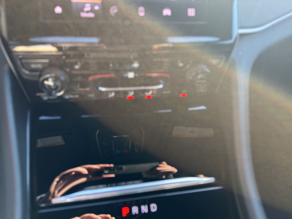 New 2025 Jeep Grand Cherokee Altitude RWD image 17
