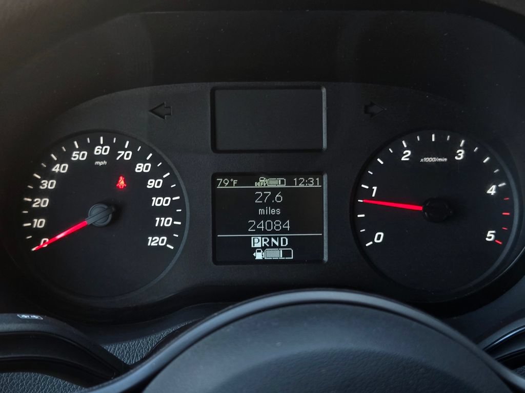Used 2021 Mercedes-Benz Sprinter 2500 image 25