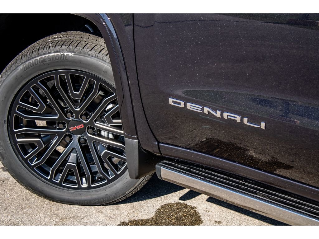 New 2026 GMC Sierra 1500 Denali image 9