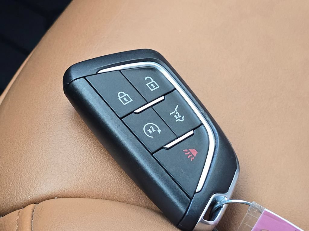 Certified 2022 Cadillac XT4 Premium Luxury w/ Enhanced Visibility Package AWD/4WD image 36