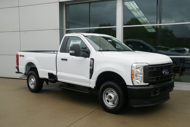 New 2026 Ford F250 XL image 2