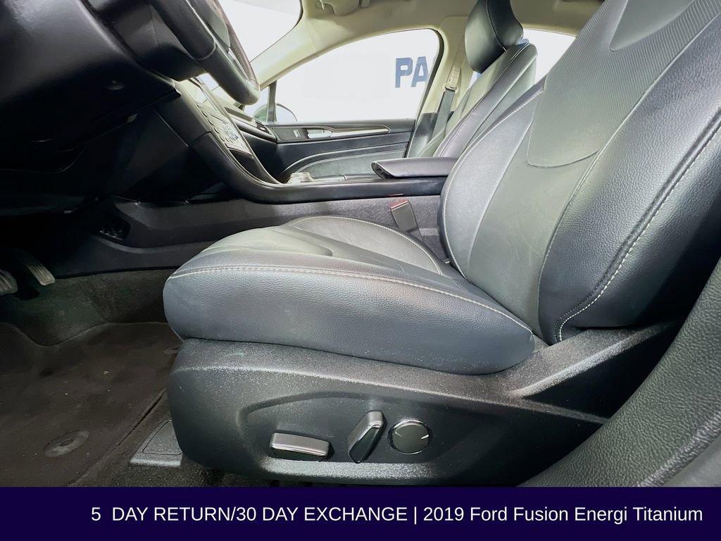 Used 2019 Ford Fusion Energi Titanium image 24