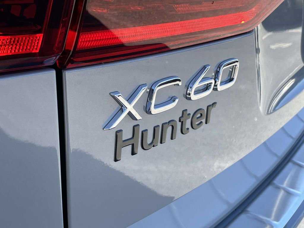 New 2026 Volvo XC60 B5 Ultra w/ Protection Package Premier image 29