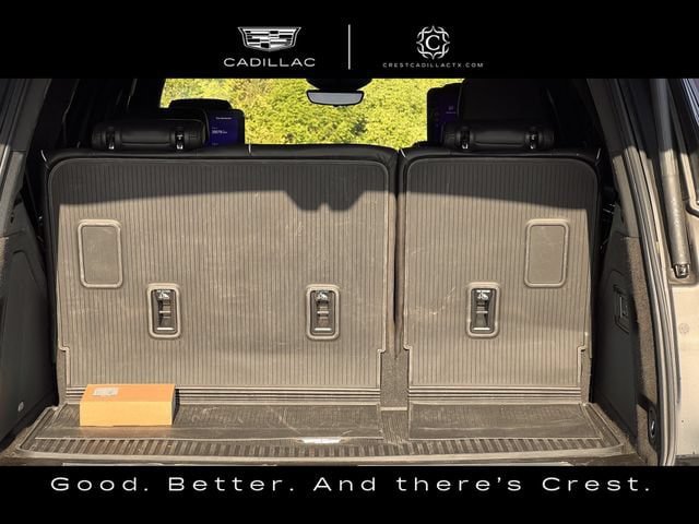 Used 2025 Cadillac Escalade Sport Platinum w/ LPO, Floor Liner Package AWD/4WD image 29