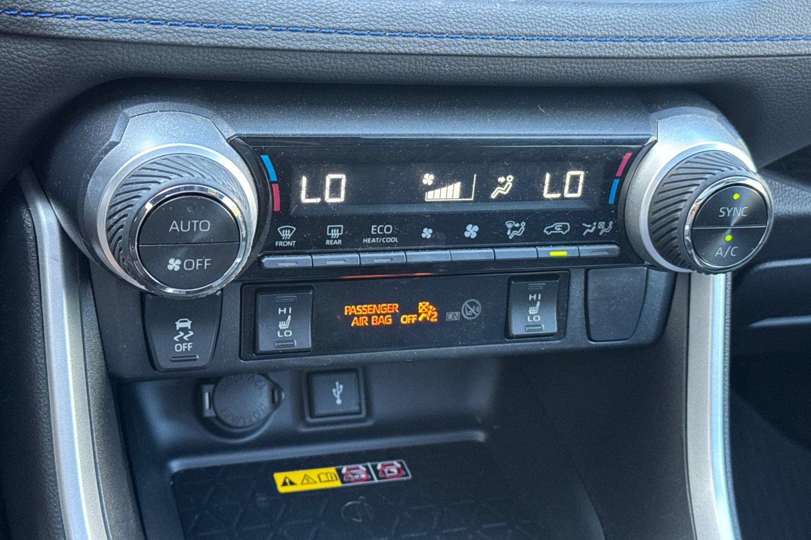 Certified 2022 Toyota RAV4 XSE AWD/4WD image 29