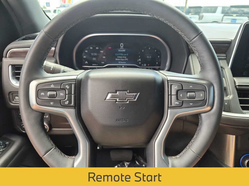 Used 2023 Chevrolet Tahoe Z71 w/ Luxury Package AWD/4WD image 15