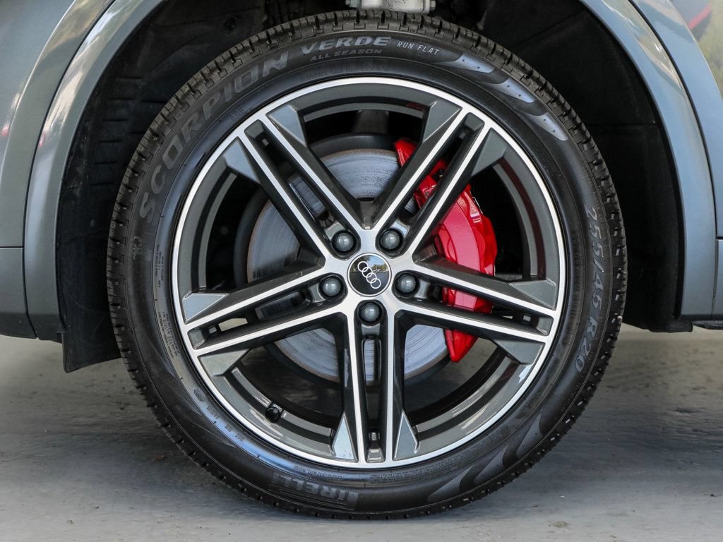 Used 2024 Audi Q5 e Premium Plus w/ Premium Plus Package AWD/4WD image 8