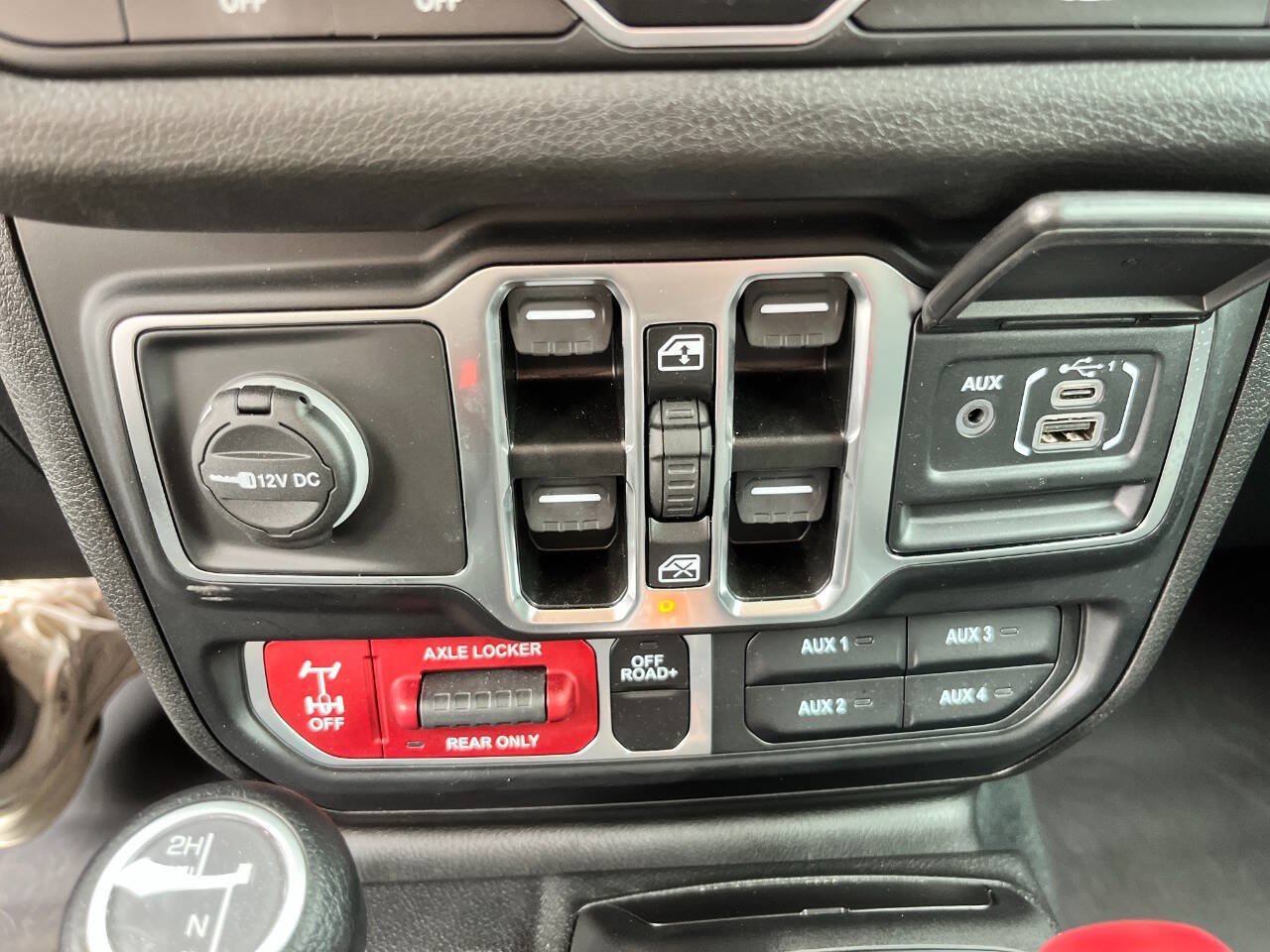Used 2024 Jeep Gladiator Sport AWD/4WD image 36