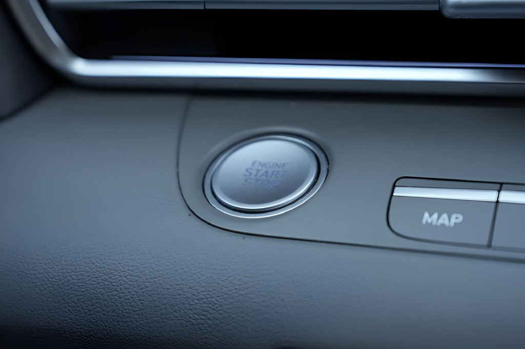 Certified 2024 Hyundai Elantra SEL FWD image 28