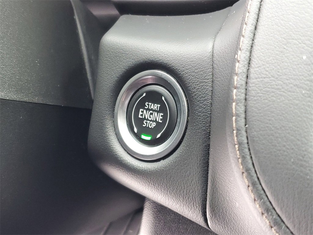 Used 2023 Chevrolet Suburban High Country image 19