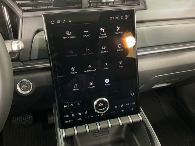 New 2026 GMC Terrain AT4 w/ Convenience Package III image 21