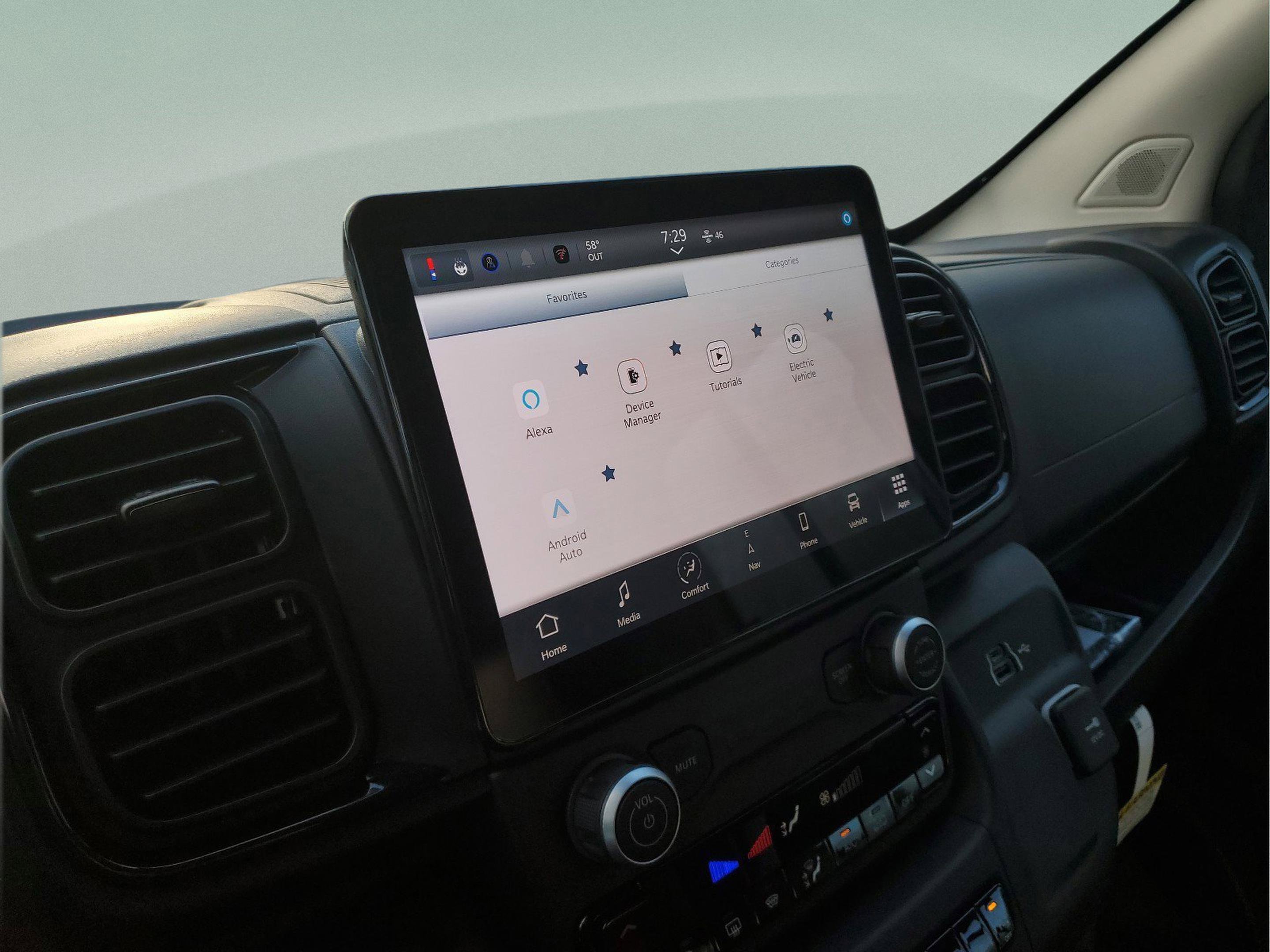 New 2025 RAM ProMaster 3500 FWD image 17