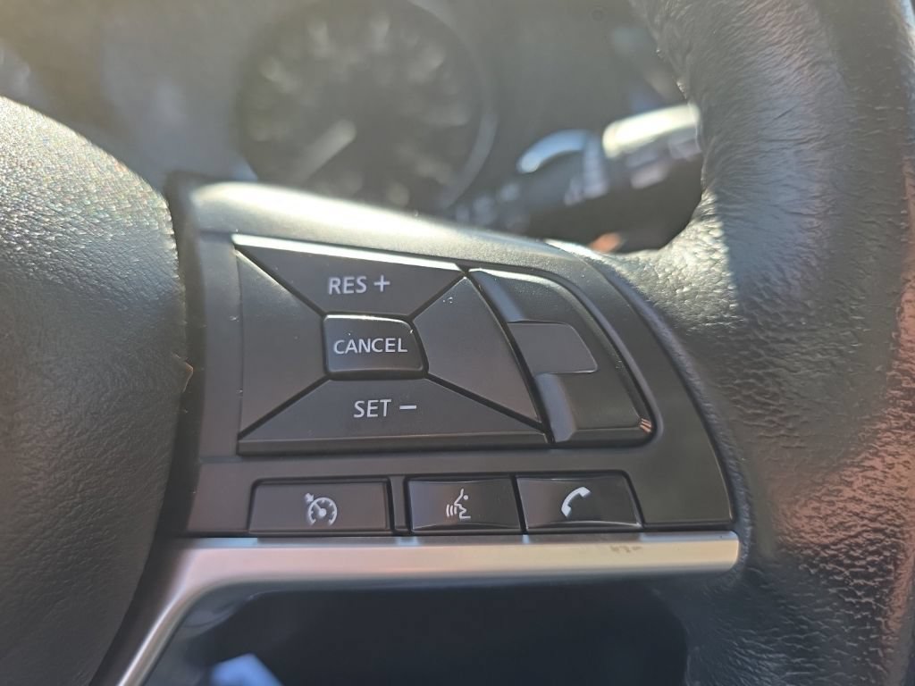 Used 2020 Nissan Rogue SV AWD/4WD image 30