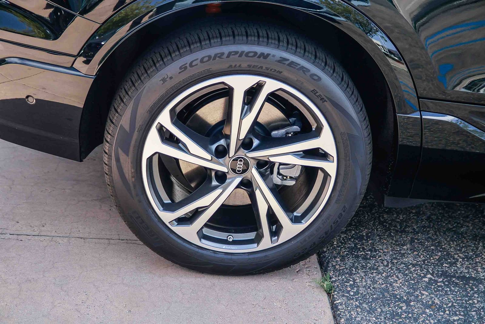 New 2027 Audi Q6 e-tron Premium Plus AWD/4WD image 8