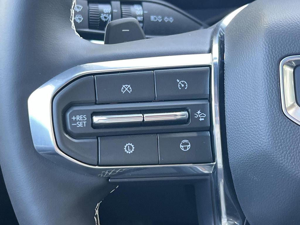 New 2026 GMC Acadia Denali w/ Super Cruise Package image 13