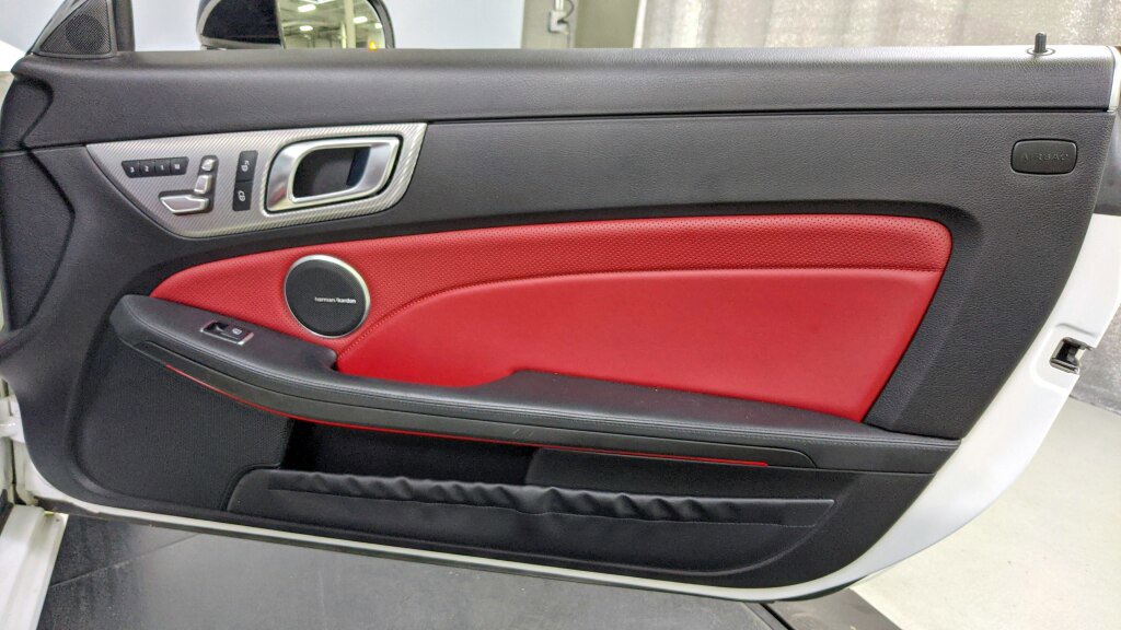 Used 2017 Mercedes-Benz SLC 43 AMG image 25