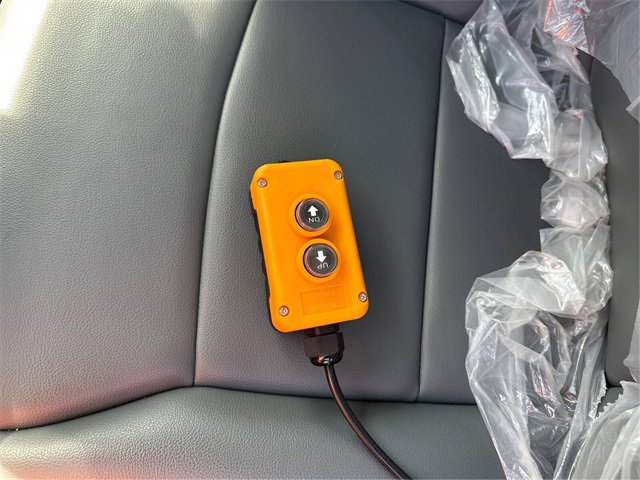 New 2025 Ford F550 4x4 Regular Cab Super Duty image 29