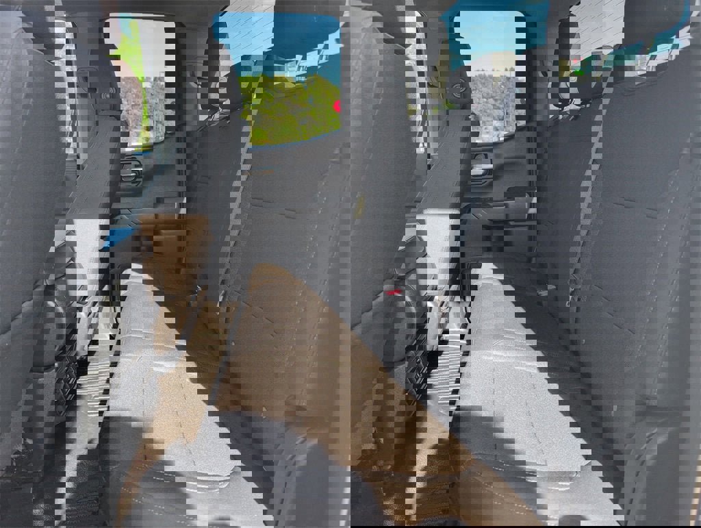 Used 2020 Chevrolet Silverado 1500 LT w/ Convenience Package image 26