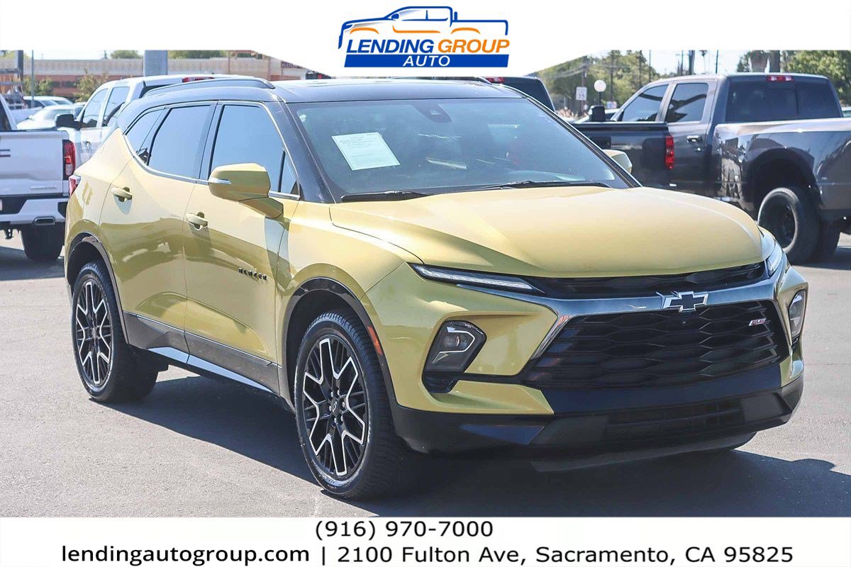 Used 2023 Chevrolet Blazer RS w/ Driver Confidence II Package image 5