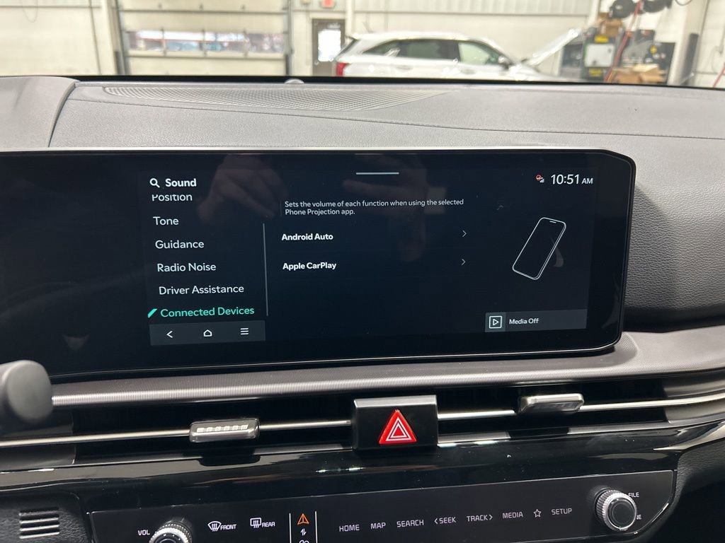 New 2026 Kia Sportage EX image 18