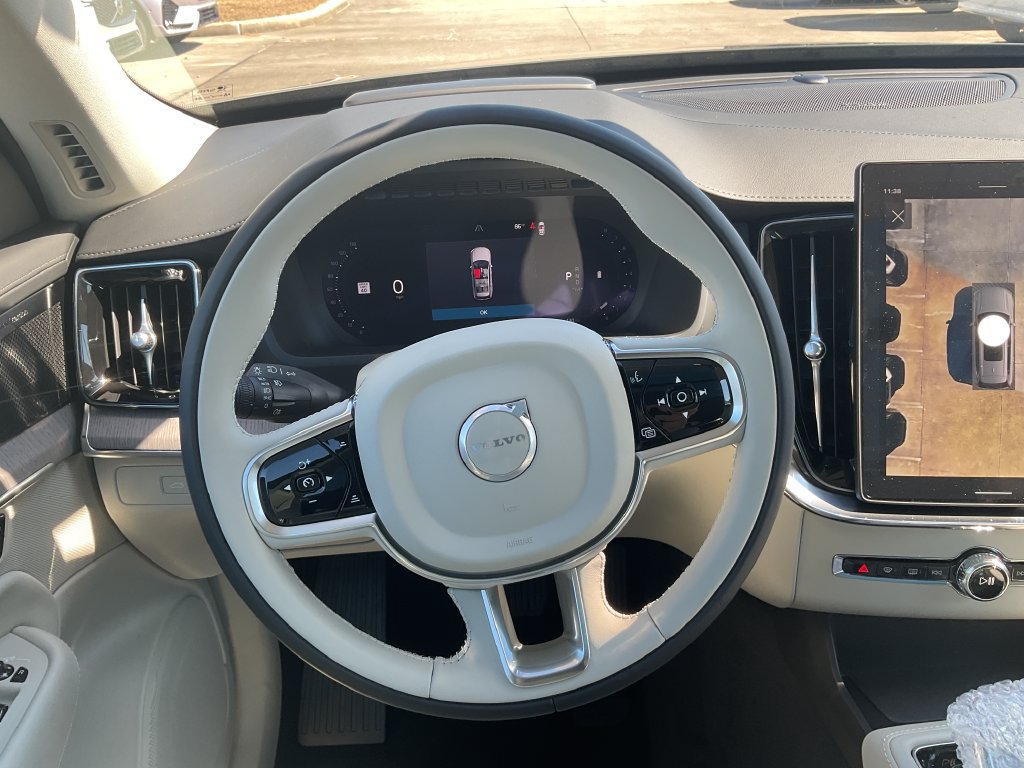 New 2027 Volvo XC90 B6 Ultra AWD/4WD image 22