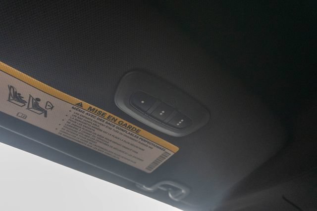 Used 2020 Chrysler Pacifica Touring w/ S Appearance Package FWD image 32