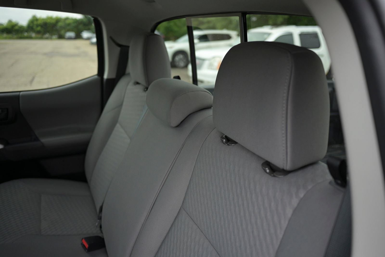 Used 2023 Toyota Tacoma SR5 AWD/4WD image 36