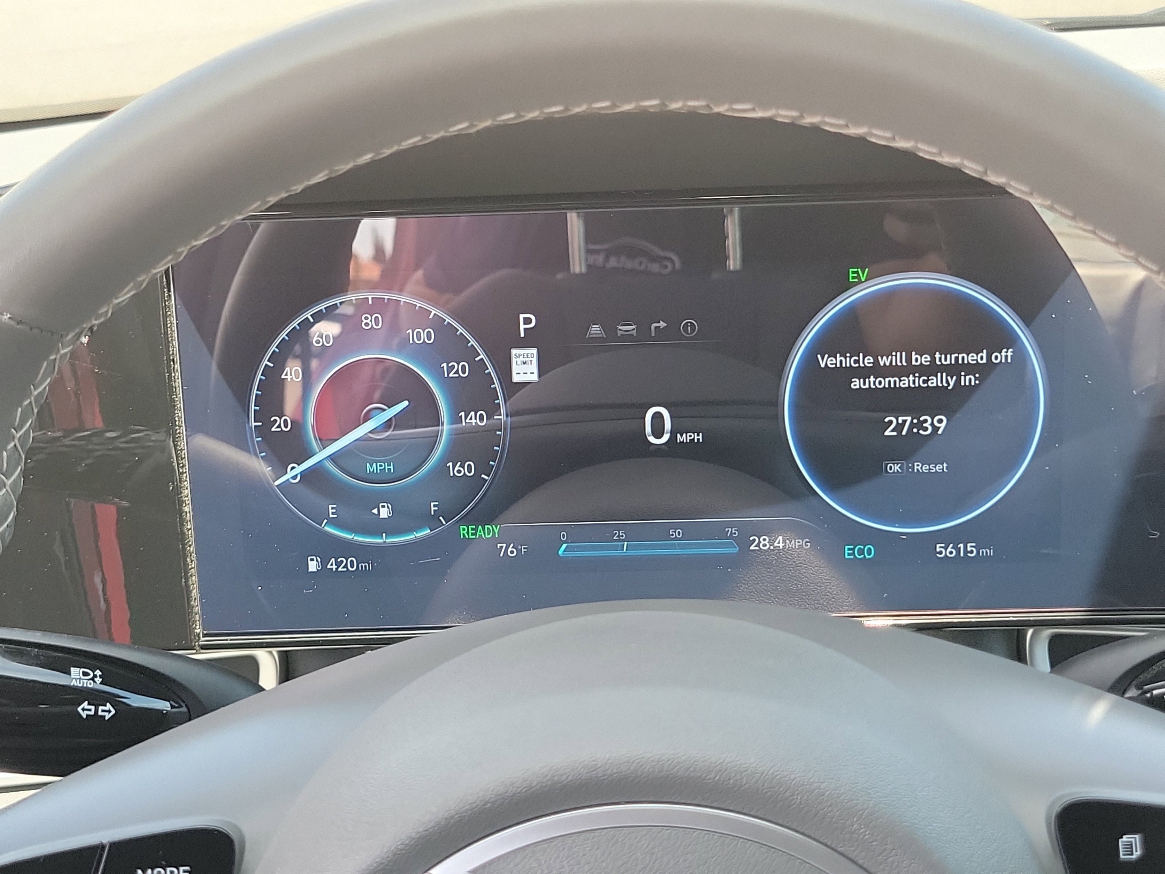 Certified 2025 Hyundai Elantra SEL image 7