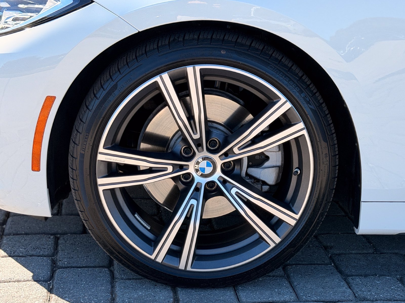 Used 2024 BMW 430i Convertible w/ Convenience Package RWD image 11