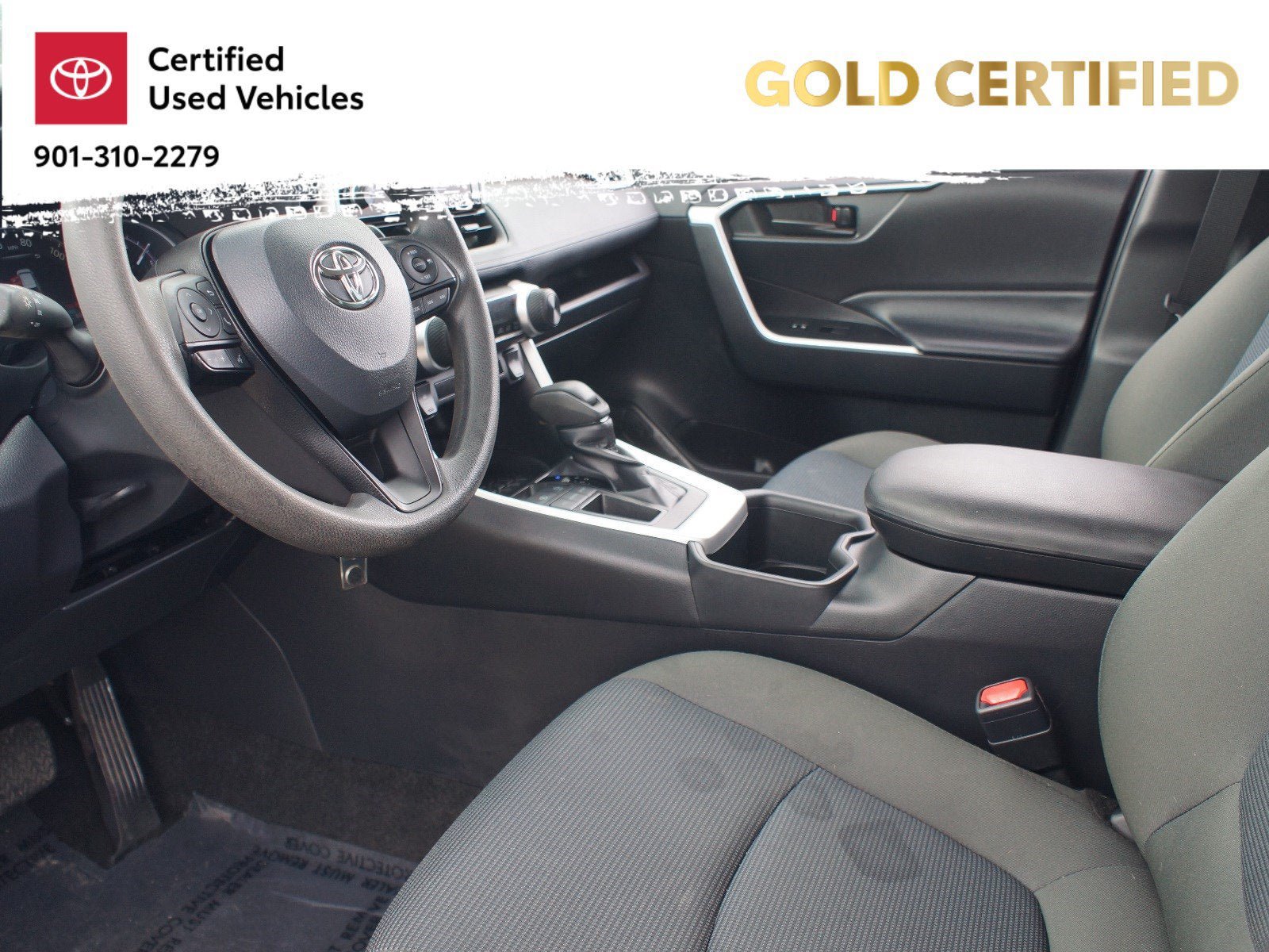 Used 2024 Toyota RAV4 LE FWD image 11