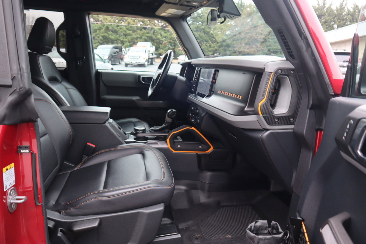 Used 2021 Ford Bronco Badlands image 41