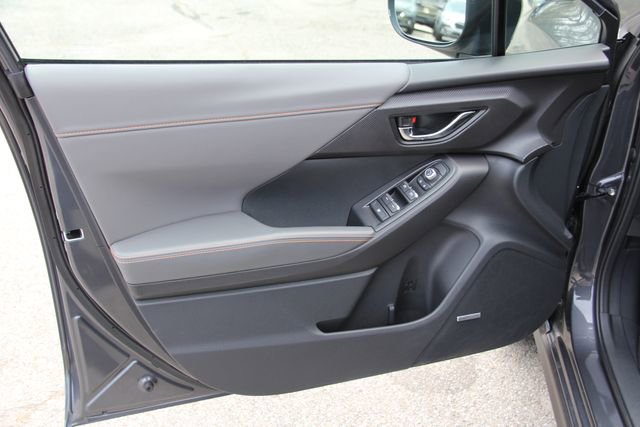 Used 2024 Subaru Crosstrek 2.5i Limited AWD/4WD image 16