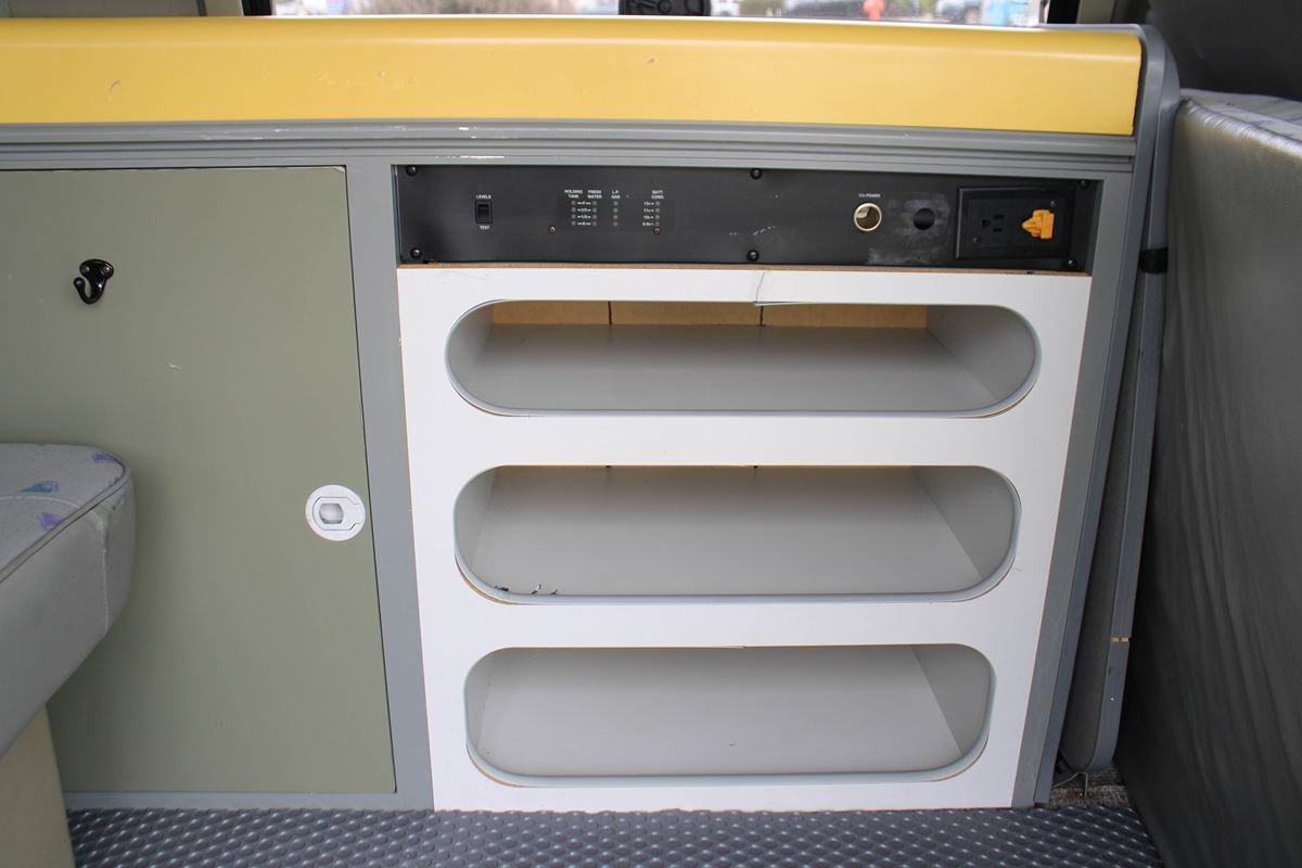 Used 1997 Volkswagen Eurovan Camper FWD image 21