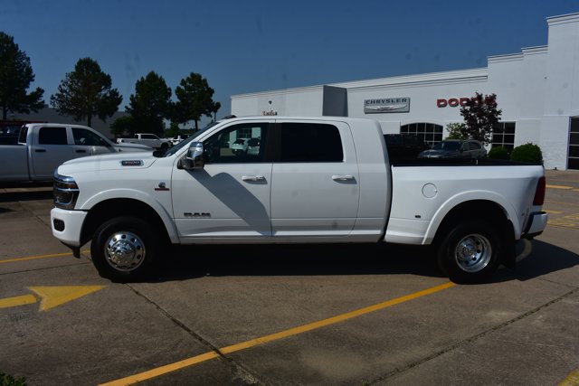 New 2026 RAM 3500 Longhorn AWD/4WD image 10
