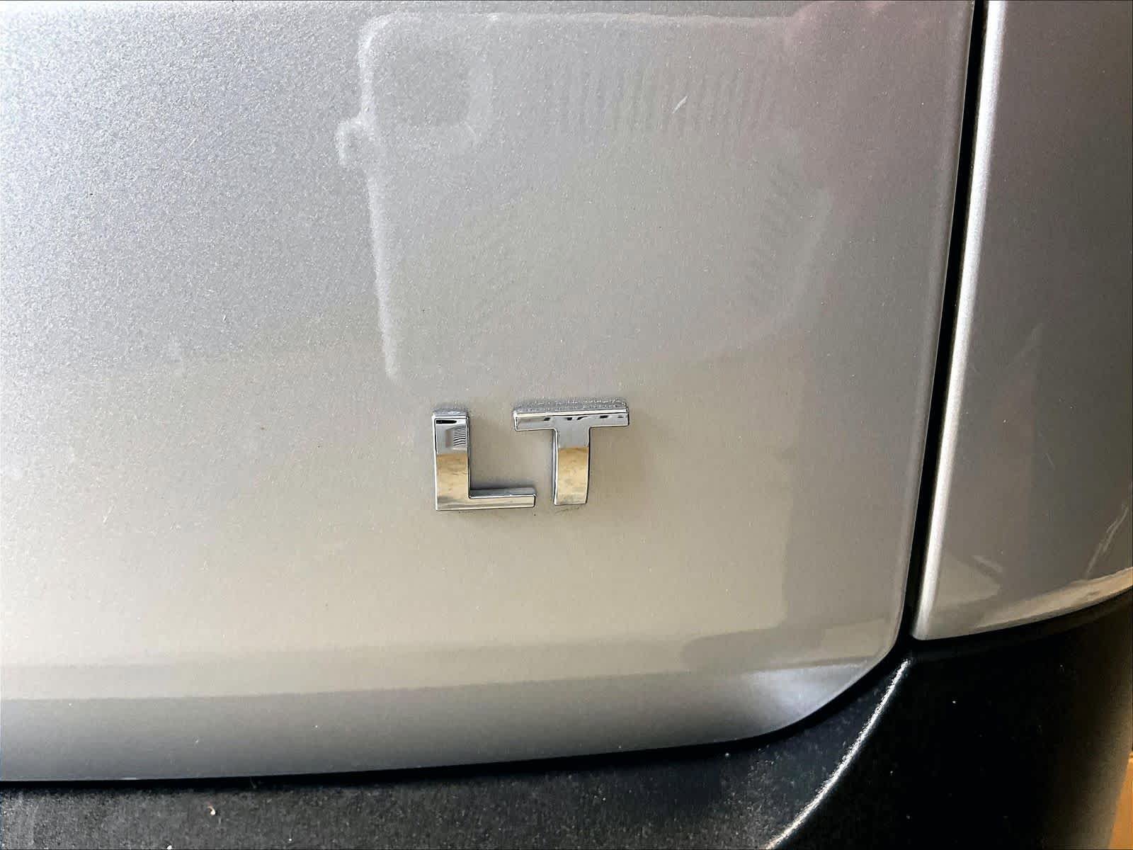 Used 2022 Chevrolet Traverse LT AWD/4WD image 30