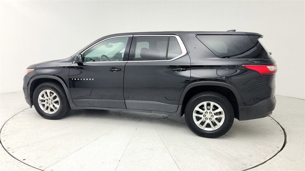 Used 2018 Chevrolet Traverse LS image 4