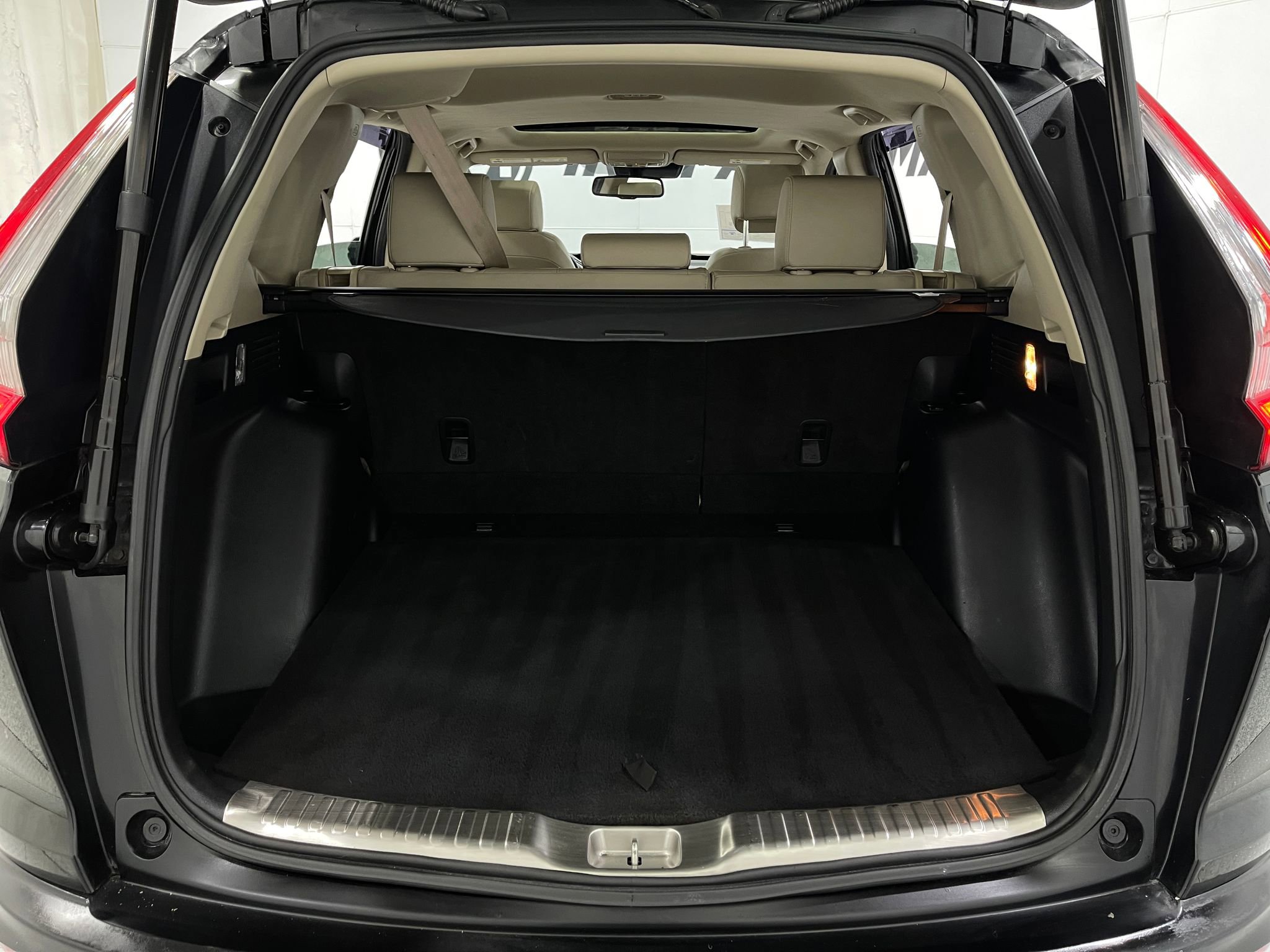 Used 2017 Honda CR-V EX-L image 24