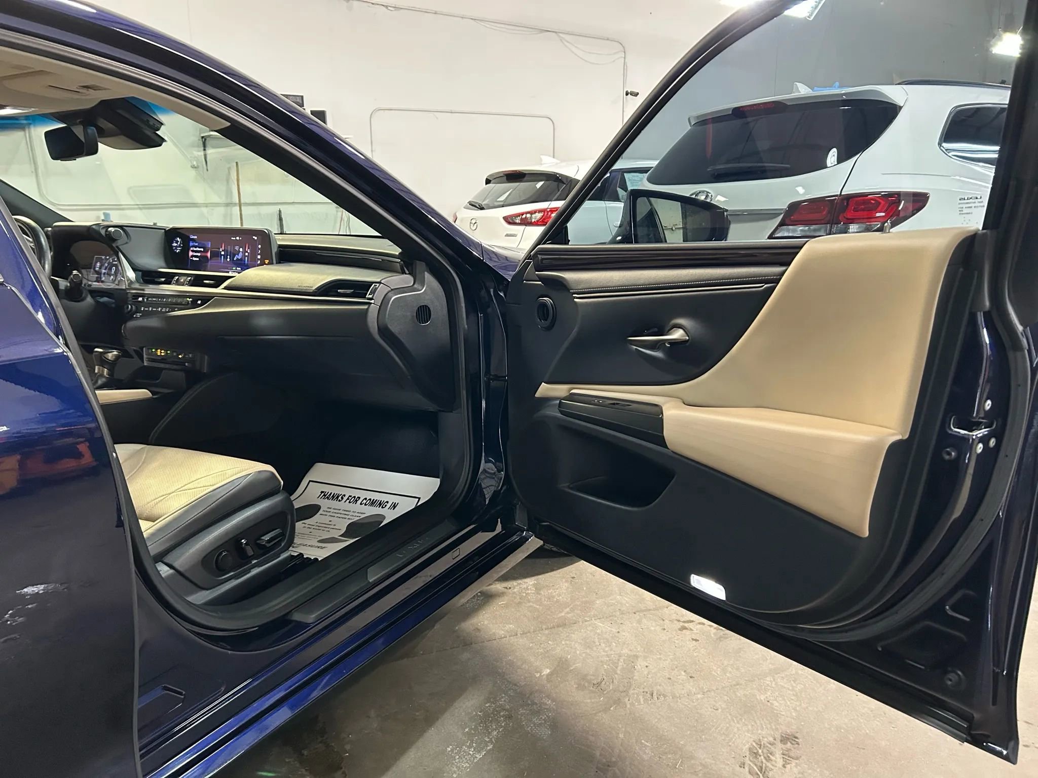 Used 2019 Lexus ES 350 w/ Accessory Package 2 image 51
