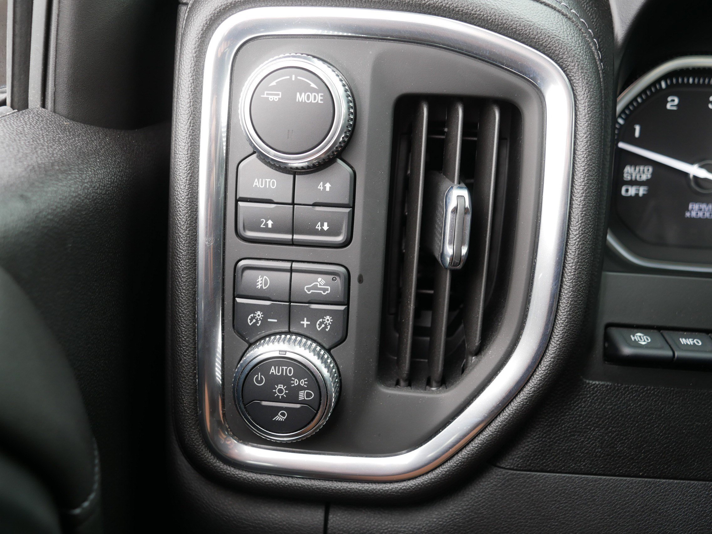 Used 2021 GMC Sierra 1500 Denali w/ Denali Ultimate Package AWD/4WD image 26
