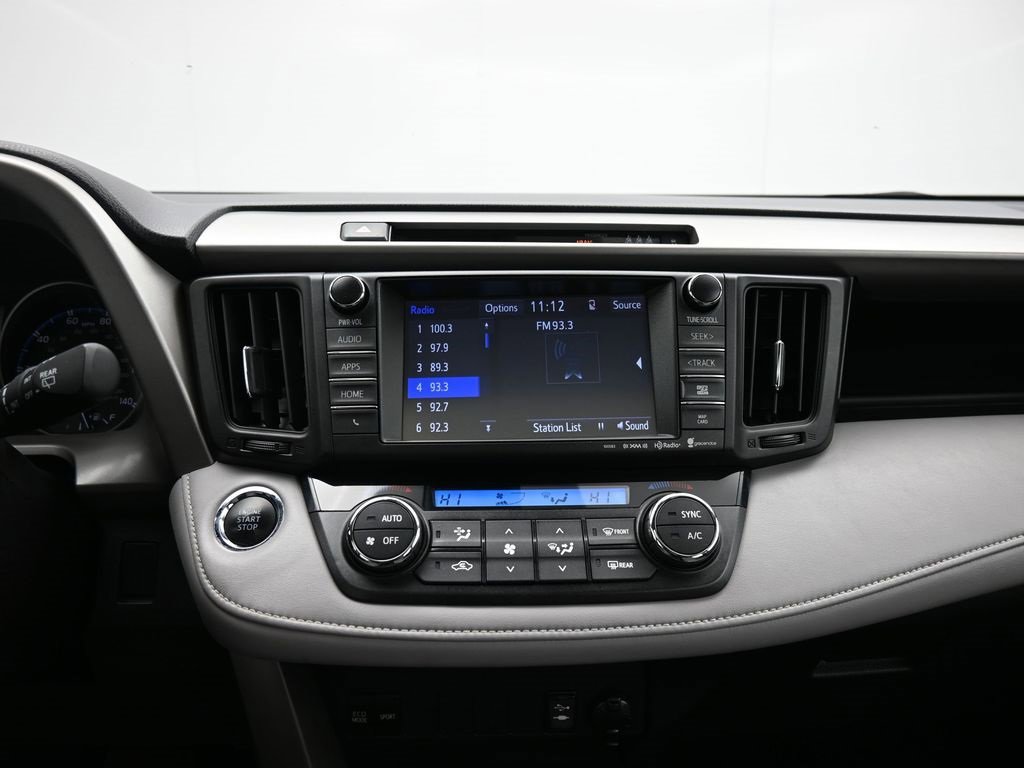 Used 2017 Toyota RAV4 XLE w/ Premium Extra Value Package image 45