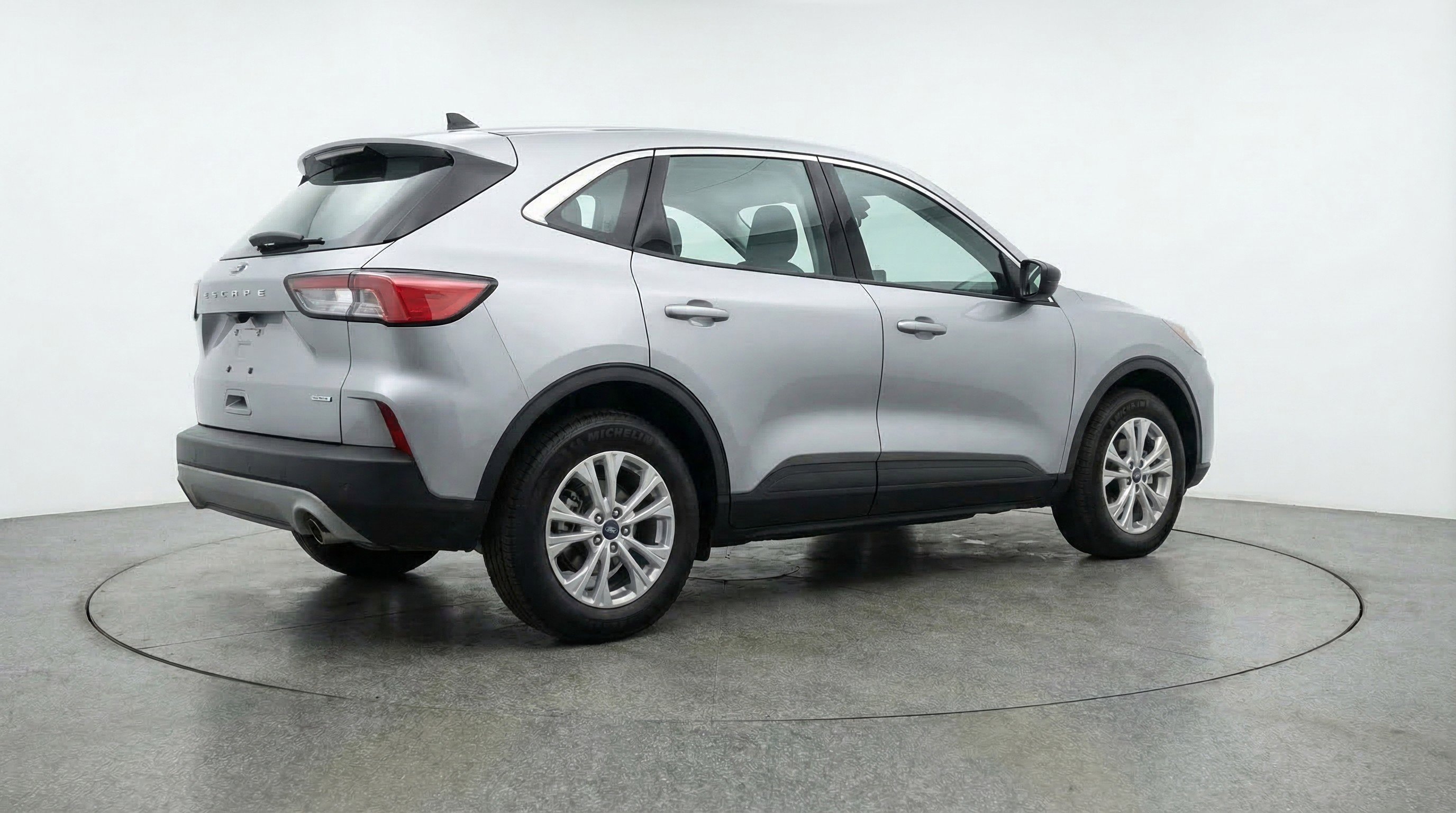 Used 2024 Ford Escape Active image 9