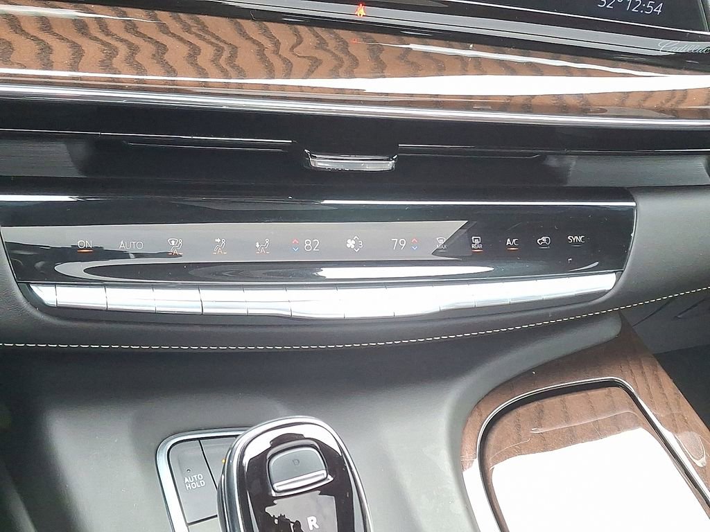 Used 2024 Cadillac Escalade Sport Platinum w/ Heavy-Duty Trailer Package image 26